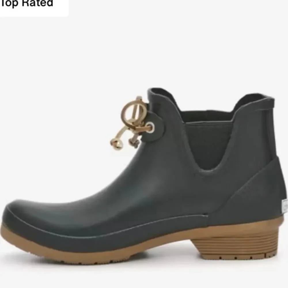 NWOB Women’s Chooka Downtown Rain Boot in Black SZ 7